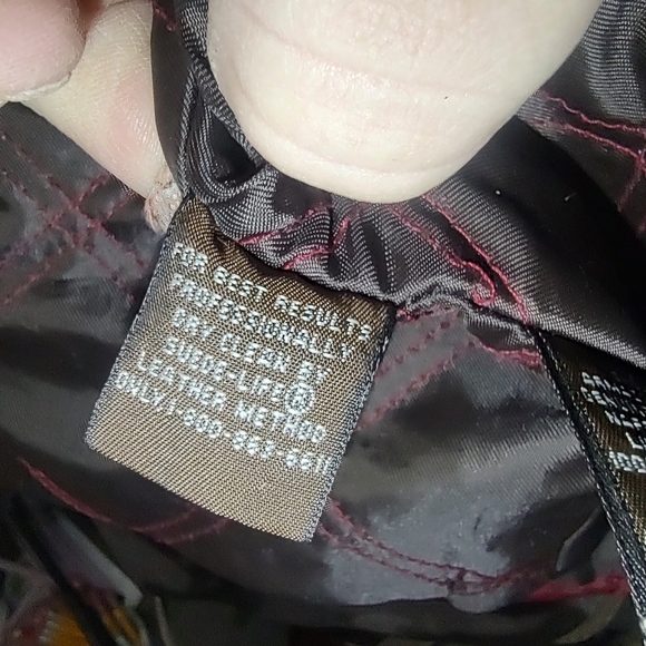 St. Johns Bay genuine leather jacket - Picture 6 of 9